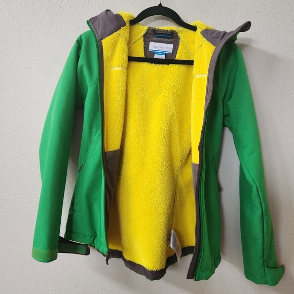 Columbia Collegiate University of Oregon Green Yellow Women's Soft Shell Jacket - Picture 2 of 11